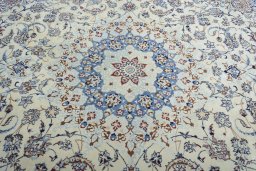 Central medallion detail of New Nain rug from Iran / Persia