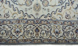 Full view of New Nain rug from Iran / Persia, 300 × 204 cm in Beige tones