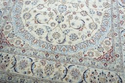 Close-up detail of New Nain rug from Iran / Persia showing Wool weave