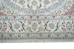 Full view of New Nain rug from Iran / Persia, 302 × 200 cm in Beige tones
