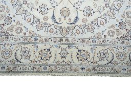 Full view of New Nain rug from Iran / Persia, 313 × 207 cm in Beige tones