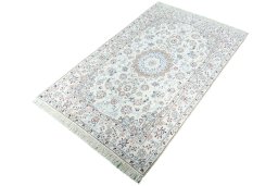 Corner detail of New Nain rug showing border pattern and Cork pile