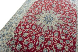Backside of handmade 2000s Nain rug showing knot structure and weave density