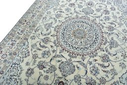 Backside of handmade 2000s Nain rug showing knot structure and weave density