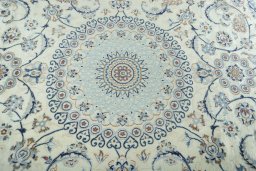 Central medallion detail of 2000s Nain rug from Iran / Persia