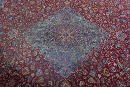 Central medallion detail of 1930s Nain rug from Iran / Persia