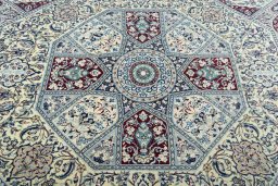Central medallion detail of 1970s Nain rug from Iran / Persia