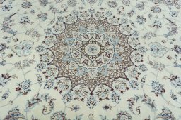 Central medallion detail of 2000s Nain rug from Iran / Persia