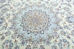 Central medallion detail of 2000s Nain rug from Iran / Persia