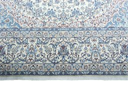 Full view of New Nain rug from Iran / Persia, 427 × 300 cm in Beige tones