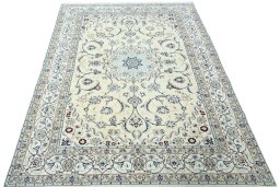 Surface texture of New Nain rug with natural Wool and intricate pattern