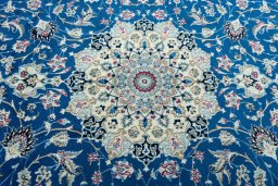 Central medallion detail of 2000s Nain rug from Iran / Persia