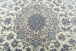 Central medallion detail of 2000s Nain rug from Iran / Persia