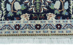 Central medallion detail of 2000s Nain rug from Iran / Persia
