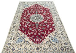 Surface texture of New Nain rug with natural Wool and intricate pattern