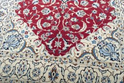 Close-up detail of New Nain rug from Iran / Persia showing Wool weave