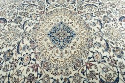 Central medallion detail of 2000s Nain rug from Iran / Persia