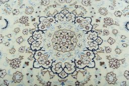 Central medallion detail of 2000s Nain rug from Iran / Persia