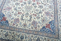 Close-up detail of 2000s Nain rug from Iran / Persia showing Cork weave