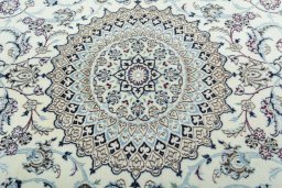 Central medallion detail of 2000s Nain rug from Iran / Persia