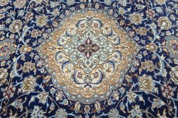 Central medallion detail of Unknown Nain rug from Iran / Persia