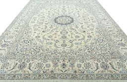 Surface texture of New Nain rug with natural Wool and intricate pattern