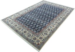 Corner detail of New Nain rug showing border pattern and Wool pile