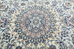 Central medallion detail of 2000s Nain rug from Iran / Persia
