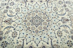 Central medallion detail of 2000s Nain rug from Iran / Persia