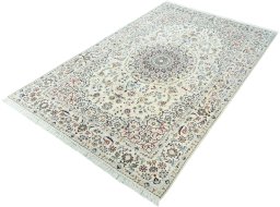 Corner detail of New Nain rug showing border pattern and Wool pile