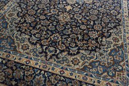 Close-up detail of 2000s Najafabad rug from Iran / Persia showing Wool weave
