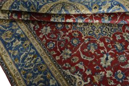 Close-up detail of 2000s Najafabad rug from Iran / Persia showing Wool weave