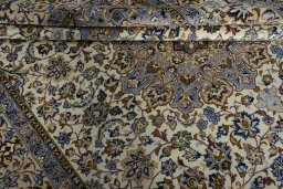 Close-up detail of 2000s Najafabad rug from Iran / Persia showing Wool weave