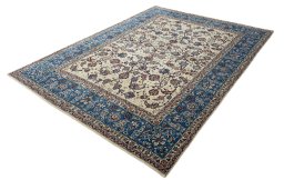 Corner detail of 2000s Najafabad rug showing border pattern and Wool pile