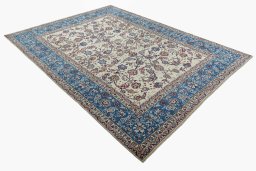 Close-up detail of 2000s Najafabad rug from Iran / Persia showing Wool weave