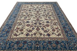 Surface texture of 2000s Najafabad rug with natural Wool and intricate pattern
