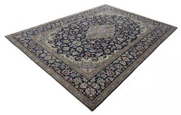 Corner detail of 2000s Najafabad rug showing border pattern and Wool pile