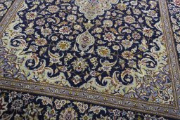 Close-up detail of 2000s Najafabad rug from Iran / Persia showing Wool weave