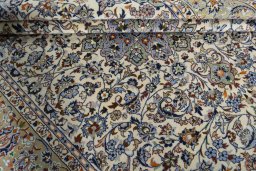 Close-up detail of 2000s Najafabad rug from Iran / Persia showing Wool weave