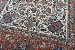 Close-up detail of 1930s Najafabad rug from Iran / Persia showing Wool weave
