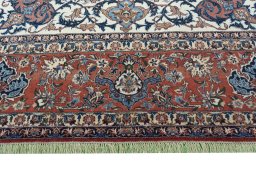 Full view of 1930s Najafabad rug from Iran / Persia, 360 × 212 cm in Beige tones