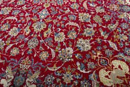 Close-up detail of 2000s Najafabad rug from Iran / Persia showing Wool weave