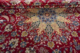 Close-up detail of 2000s Najafabad rug from Iran / Persia showing Wool weave