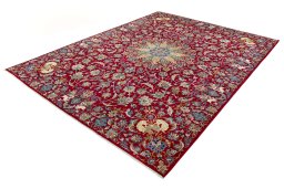 Corner detail of 2000s Najafabad rug showing border pattern and Wool pile
