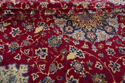 Close-up detail of 2000s Najafabad rug from Iran / Persia showing Wool weave