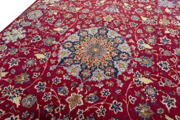 Backside of handmade 2000s Najafabad rug showing knot structure and weave density