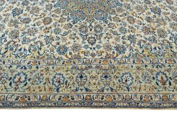 Corner detail of 2000s Najafabad rug showing border pattern and Wool pile