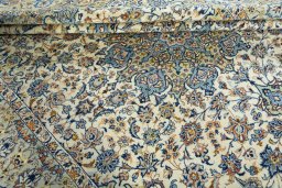 Close-up detail of 2000s Najafabad rug from Iran / Persia showing Wool weave