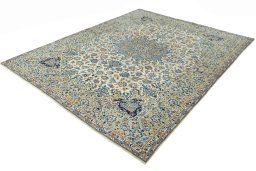 Corner detail of 2000s Najafabad rug showing border pattern and Wool pile
