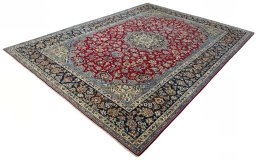 Corner detail of 2000s Najafabad rug showing border pattern and Wool pile